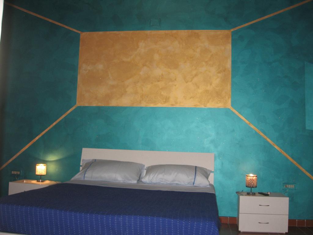 Golden Dreams Bari Exterior foto